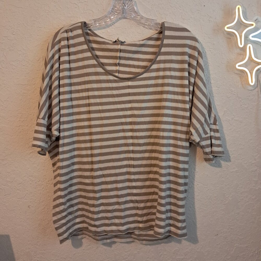 Women's EXPRESS Crew Shirt
